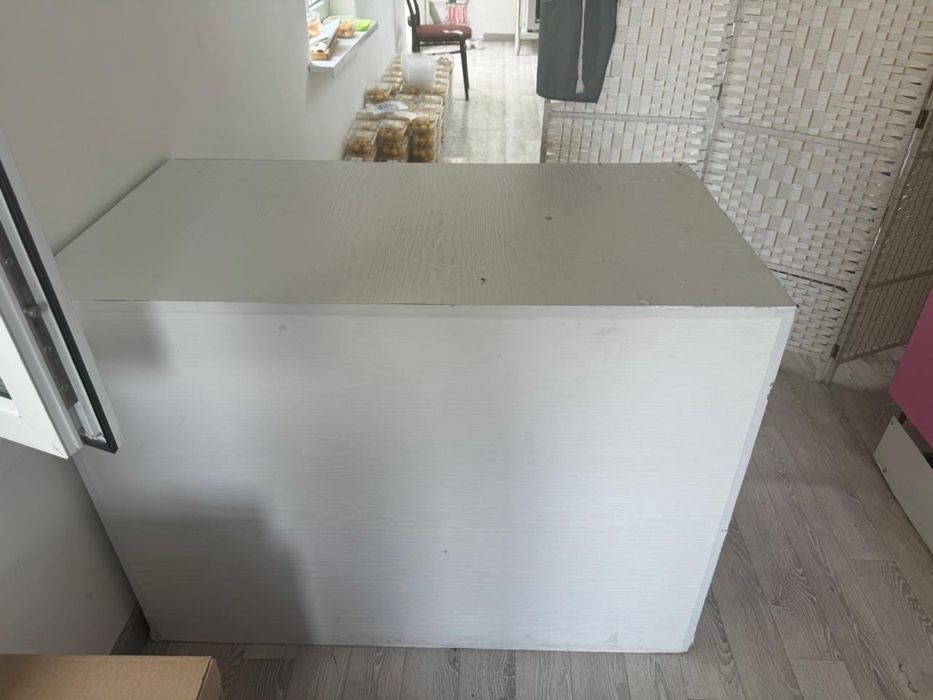 Витрина холодильник,хватайка,шкаф