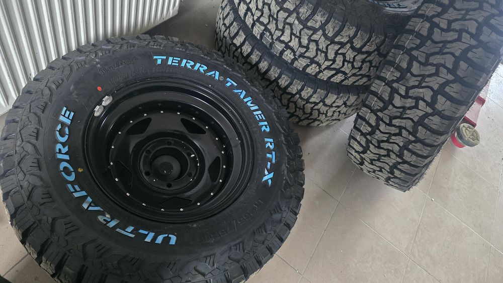 Roti Nissan Navara