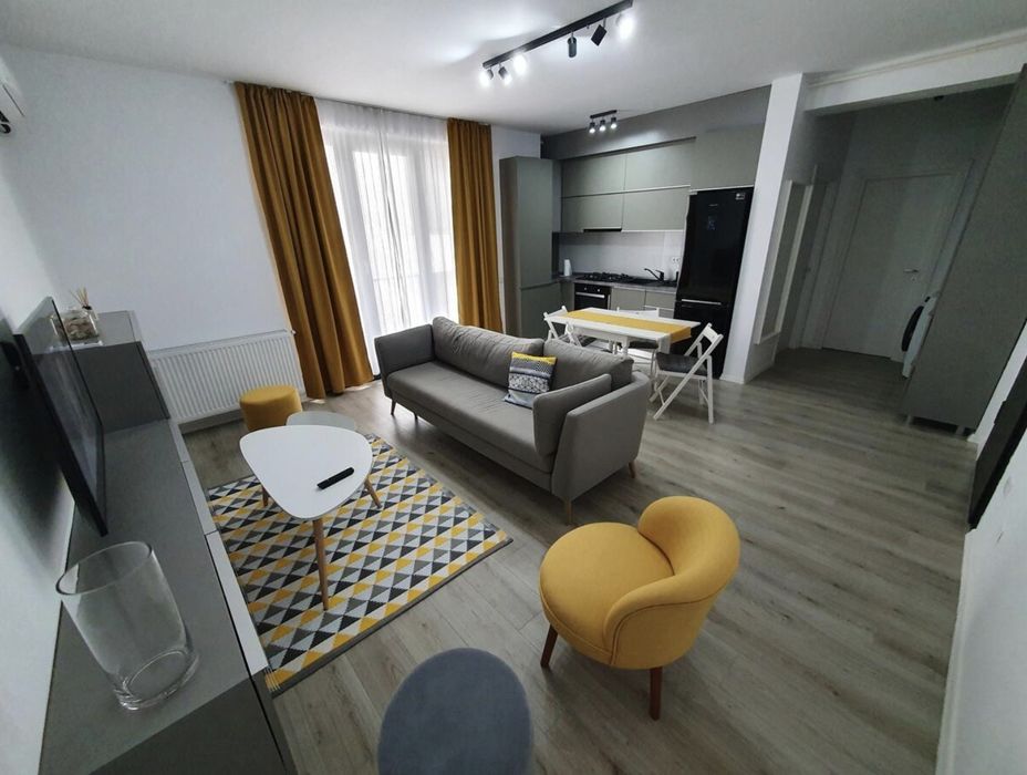 Inchiriez apartament 2 camere Mamaia Nord