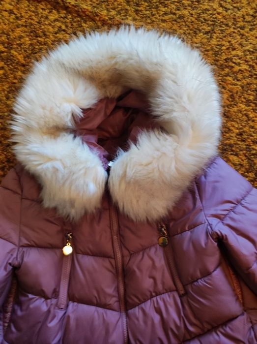 Зимно яке ,пепел от рози.