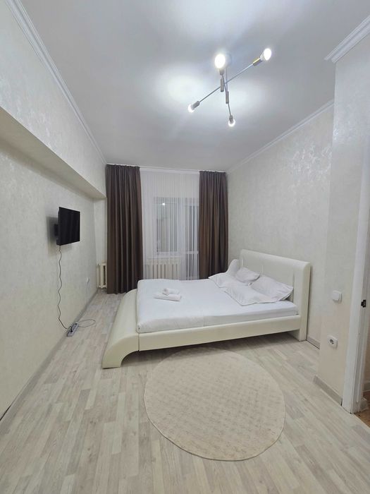 Сдам 1 центр  есть Kaspi Red.