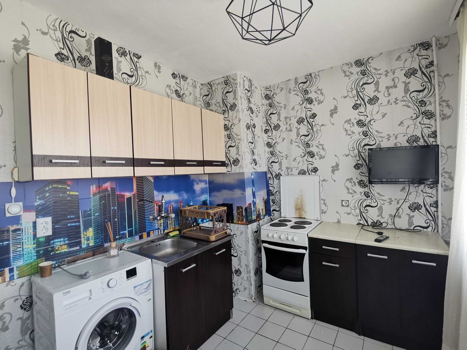 Дава се под наем Двустаен апартамент в София, Дружба 1 - 50 кв.м за 346.8 € - Снимка #2