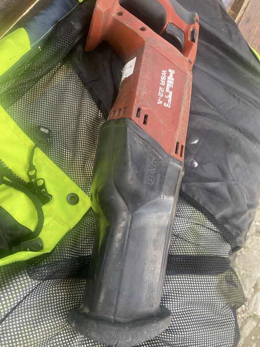 Ferestrau  sabie hilti