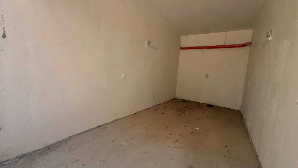 Продава гараж на партер в сграда с АКТ 16