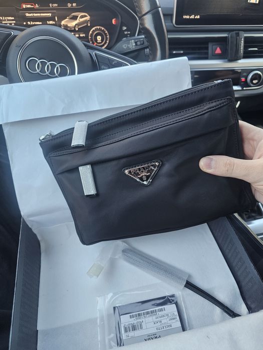 PRADA мъжка чанта клъч/несесер