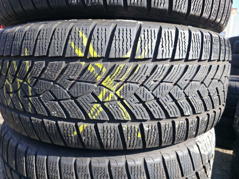 4 Anvelope de IARNA - 225/55/18 102V - GoodYear Ultra Grip + SUV - Stare F BUNA - DOT 2022 !