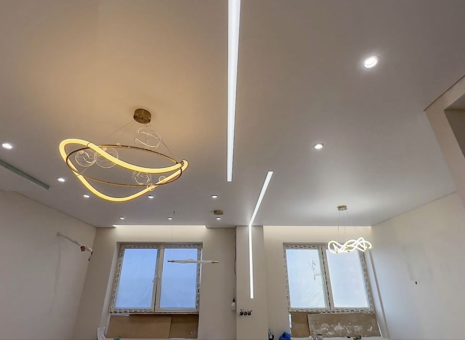 Натяжные потолки по акции.