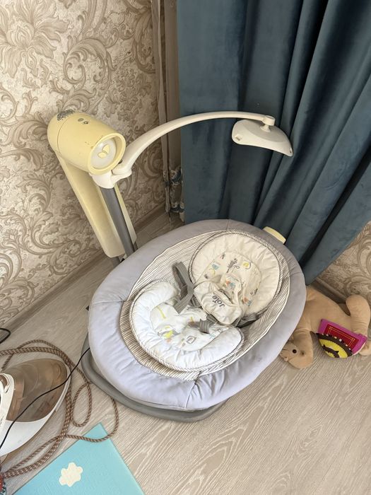 Качеля люлька Joie Serina Swivel