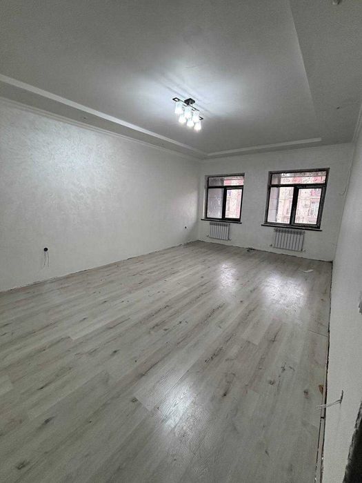 СРОЧНО !! Продётся квартира в Яшнабаде 2/10/10 ( 74 кв/м ) Олмос