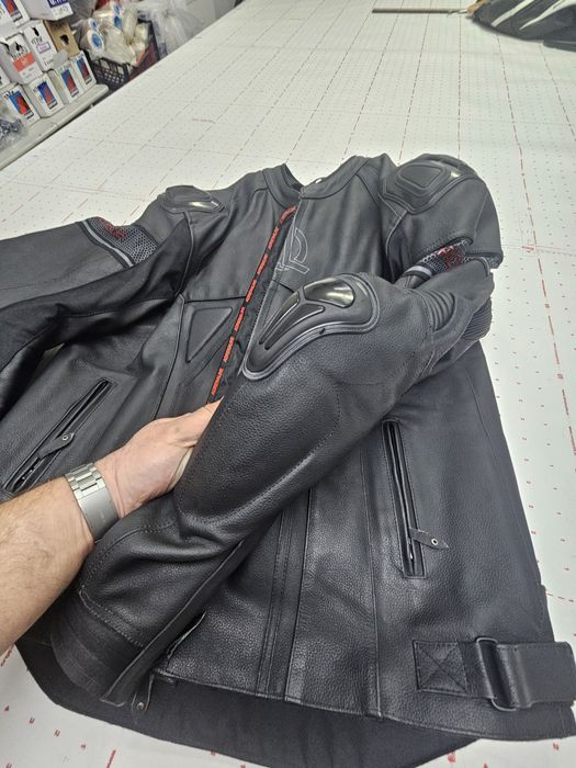 Geacă moto din piele Adrenaline XXL nouă