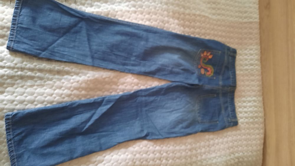 Джинсы разные на девочку