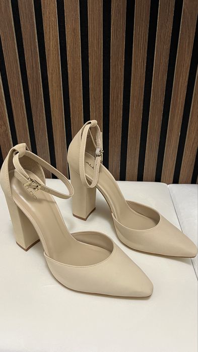 Pantofi ALDO din piele - Nude mărimea 39