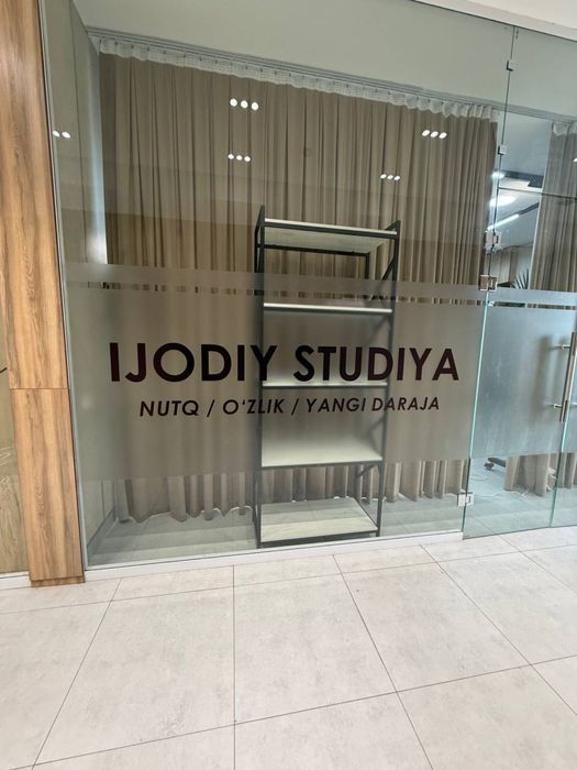 Matoviy plyonka nakleyka arakal tanirovka