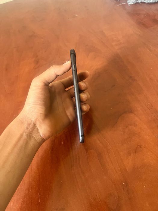 Iphone 8+ yaxshi narxda