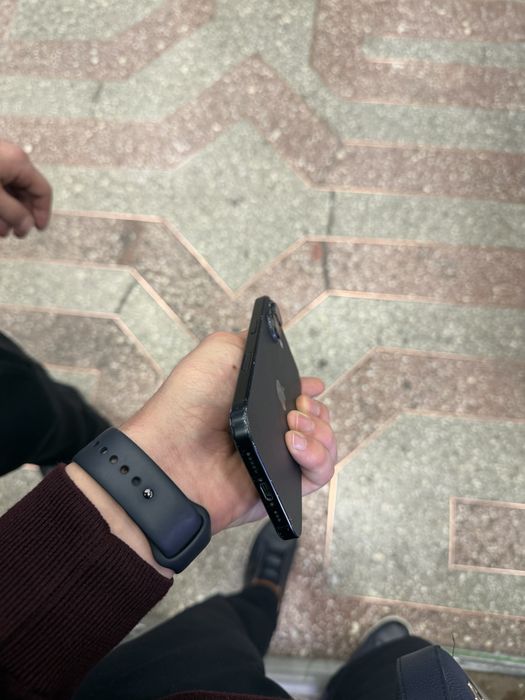 Айфон 16 128 гб.