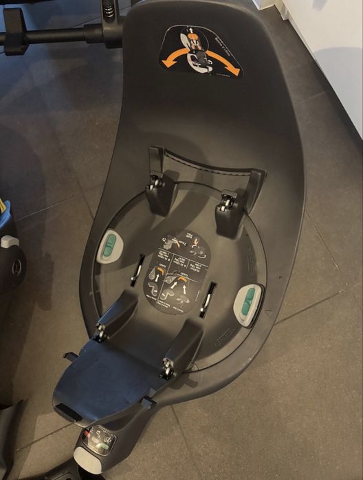 Cărucior Cybex "Rebellious" 3 în 1