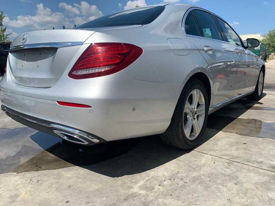 Dezmembrez mercedes e class w213/stop w213/e220 2017/usa w213/