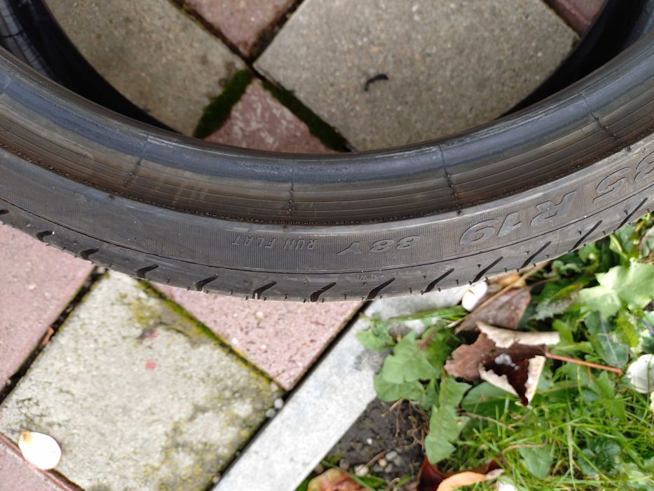 225 35 r19 Pirelli 2024 vara Runflat *BMW