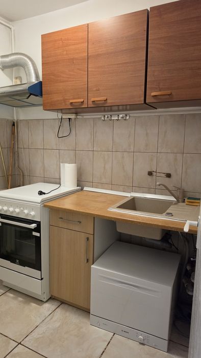 Garsoniera Metrou Favorit