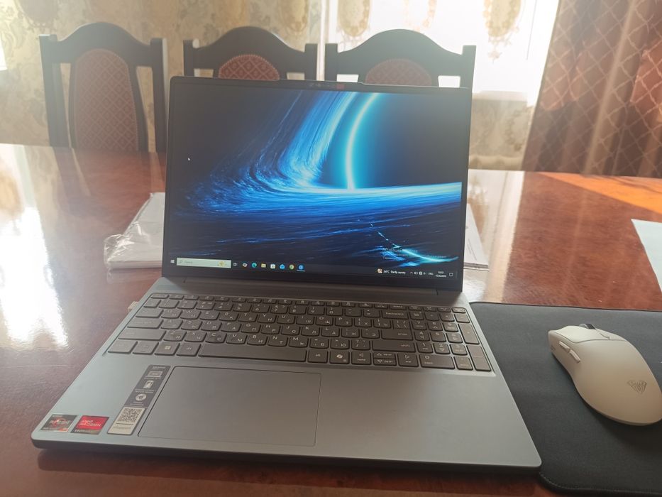 Ноутбук lenovo ideapad slim 3
