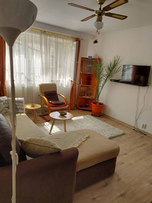 Inchiriez apartament Câmpina