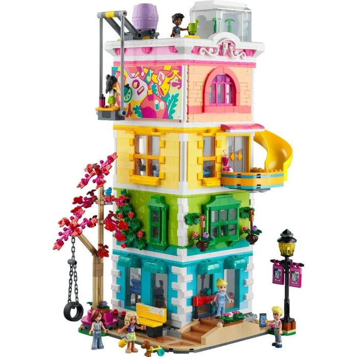 SIGILAT - LEGO Friends: Centrul comunitar din Heartlake 41748