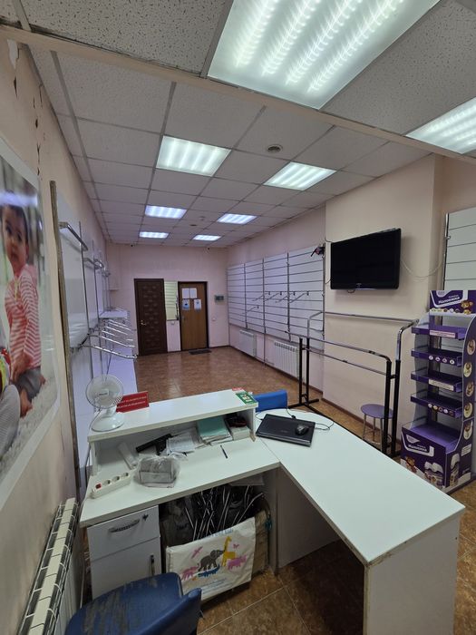 Торговое оборудование для одежды