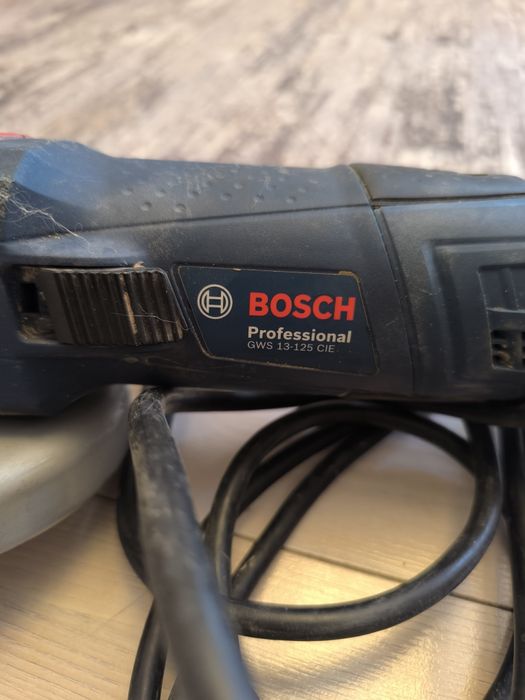 Продам болгарку Bosh
