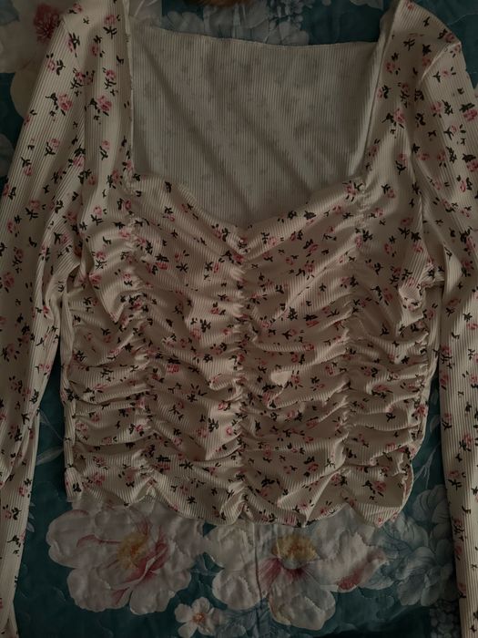 Женский кофта. Состояние отл.