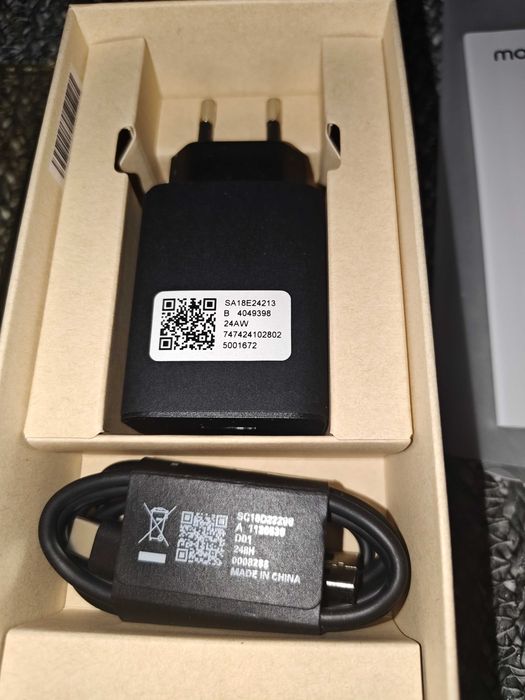 Телефон Моторола еdge40