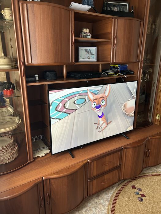 Продается стенка в зал.