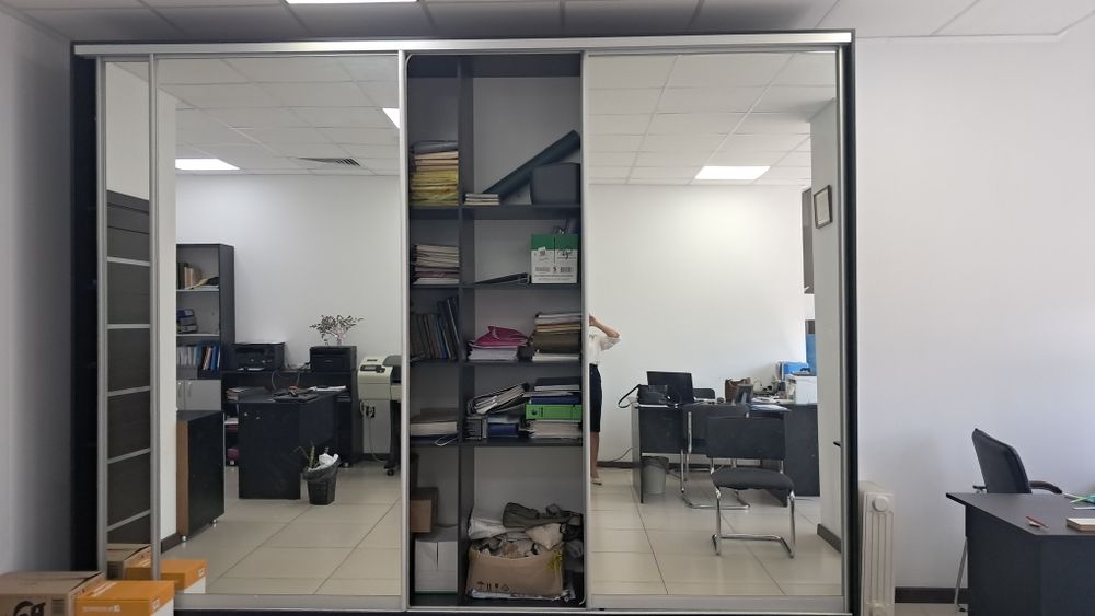 Продам шкаф для офиса