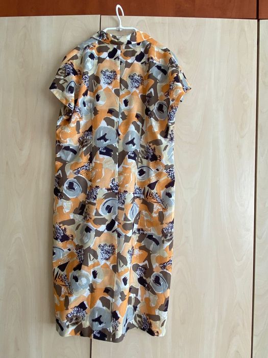 Rochie dama cu nasturi functionali decorativi.