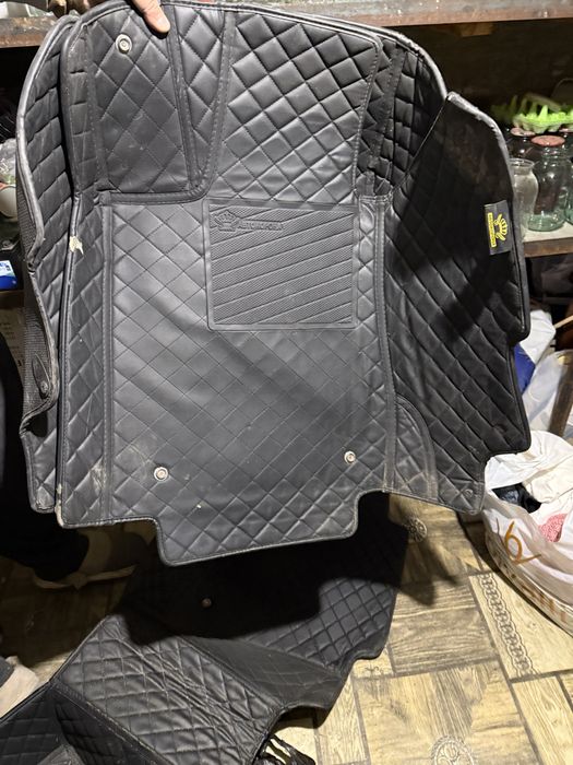 Продам коврики АВТОКОРОНА