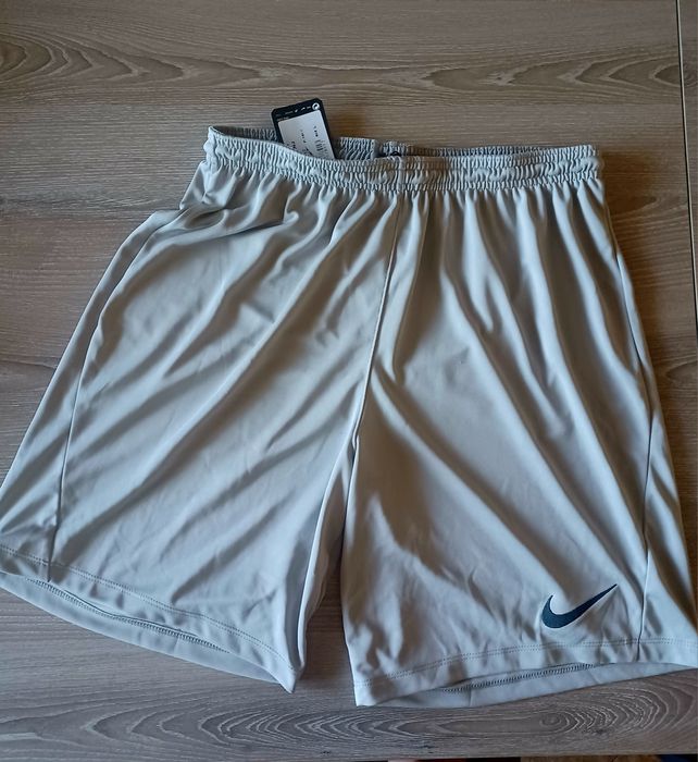 Къси панталони Nike размер L