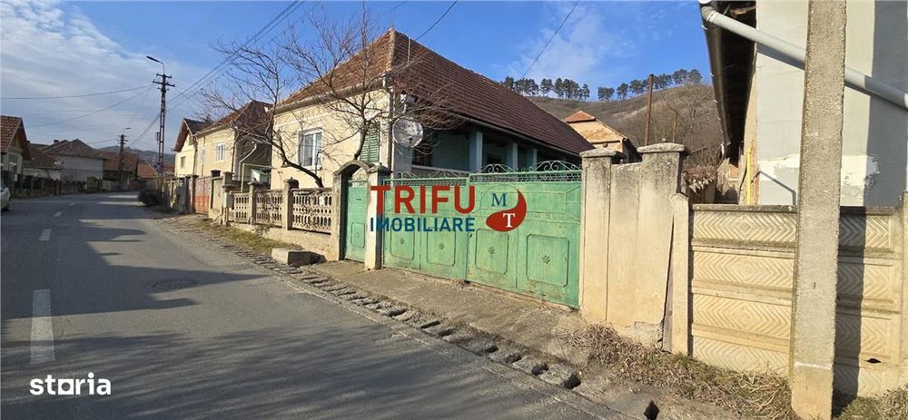 Casă în cartierul Pâclișa 1827mp teren