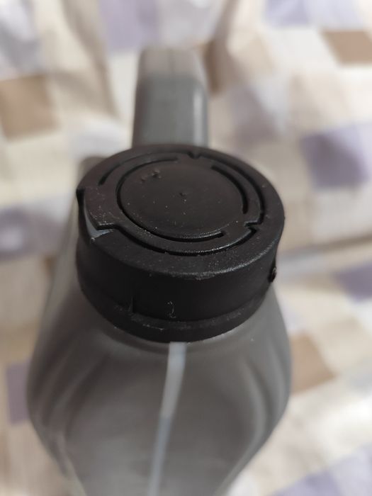 Полусинтетично моторно масло 10w 40