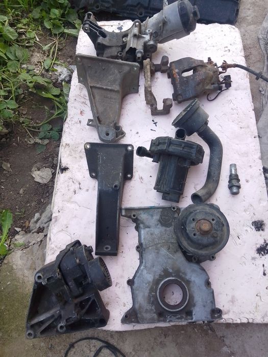 Продам запчасти н BMW X5 E 53