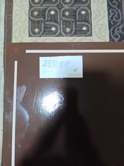 Продается новый журнальный столик ручной работы