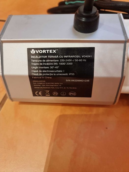 Incalzitor terasa electric infrarosu VORTEX VO4241, 2000W, aluminiu