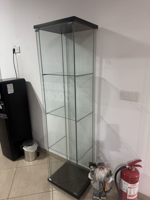 Vitrina de sticla / dulap