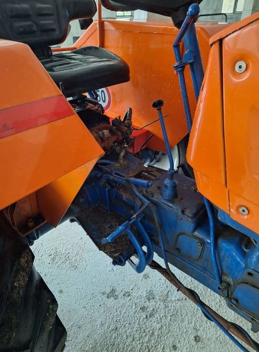 Tractor 445 de vânzare