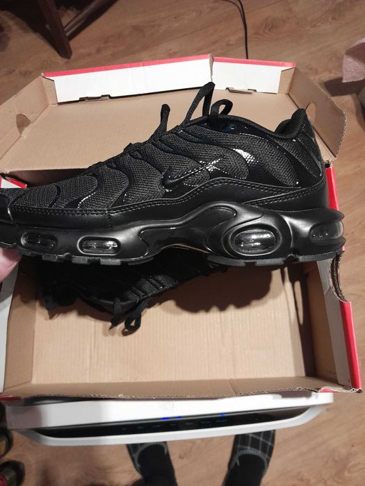 Маратонки Nike air max tn