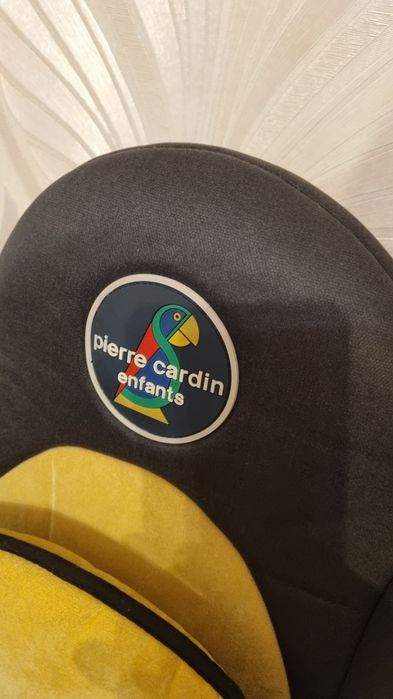 Детское автокресло  pierre cardin