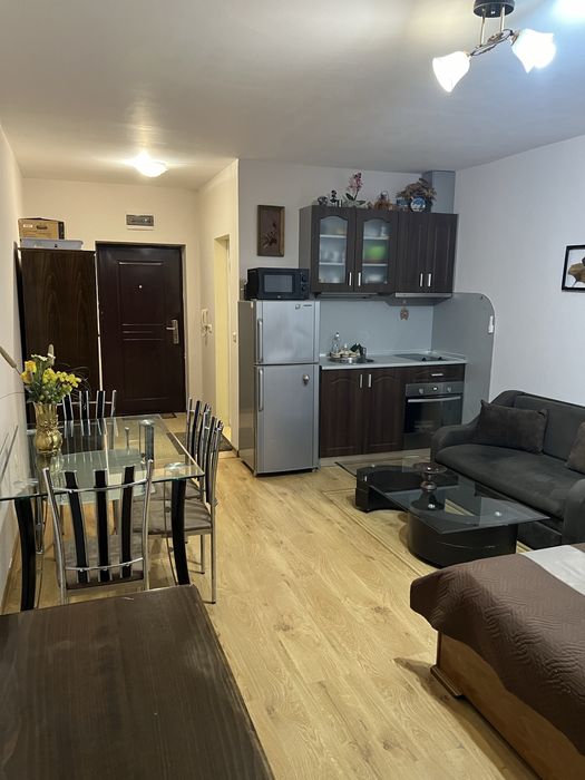 Луксозно студио е Поморие срещу Санаториума