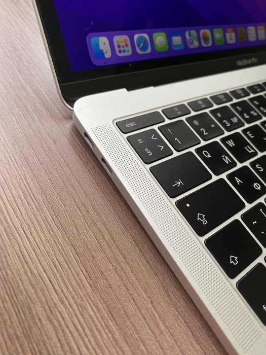 MacBook Pro 13” 256 gb