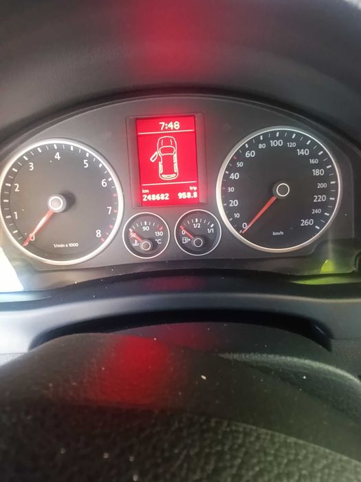 VW Tiguan 2.0 TSI (200 к.с.) - 2008 г. 4х4