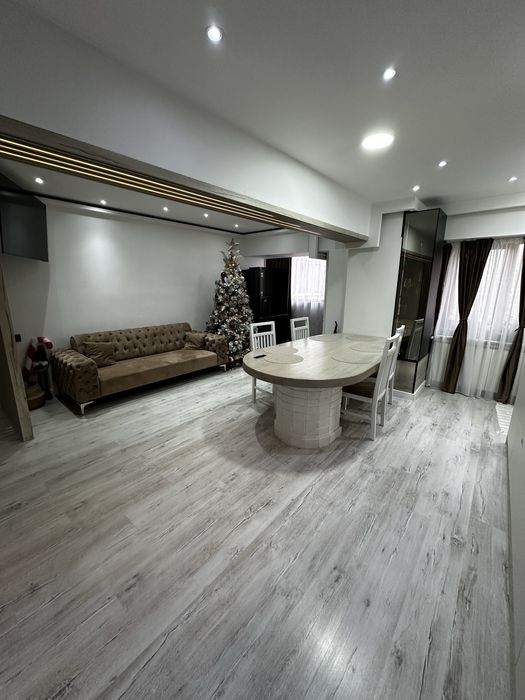 Apartament 4 Camere 120 mp + 2 locuri Parcare