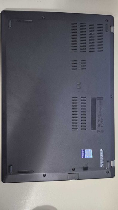 Vând laptop Lenovo ThinkPad T480s i5 16GB RAM 512 SSD