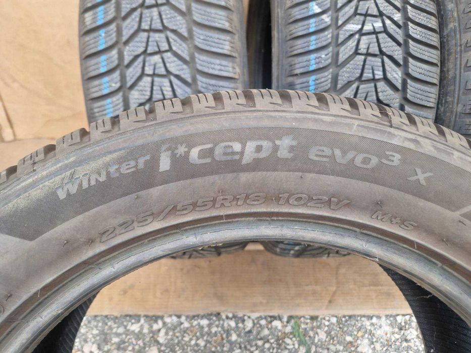 4 Hankook R18 225/55 Зимни гуми  DOT3723